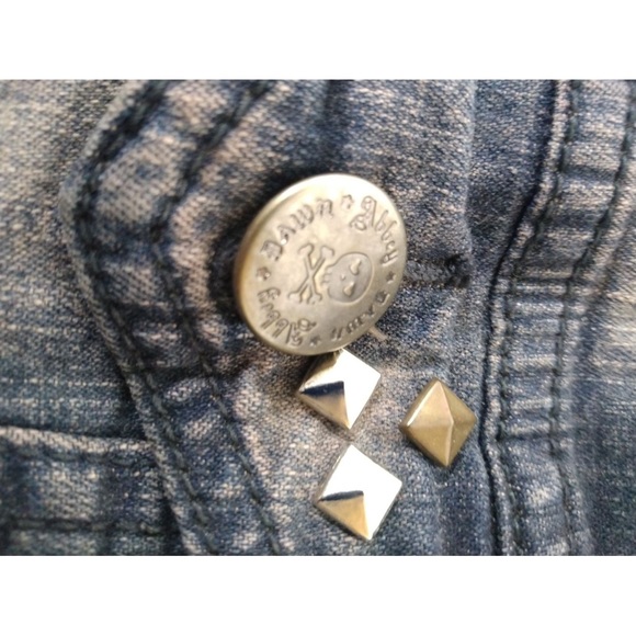 Abbey Dawn - Detailed Denim Jacket - Picture 4 of 8